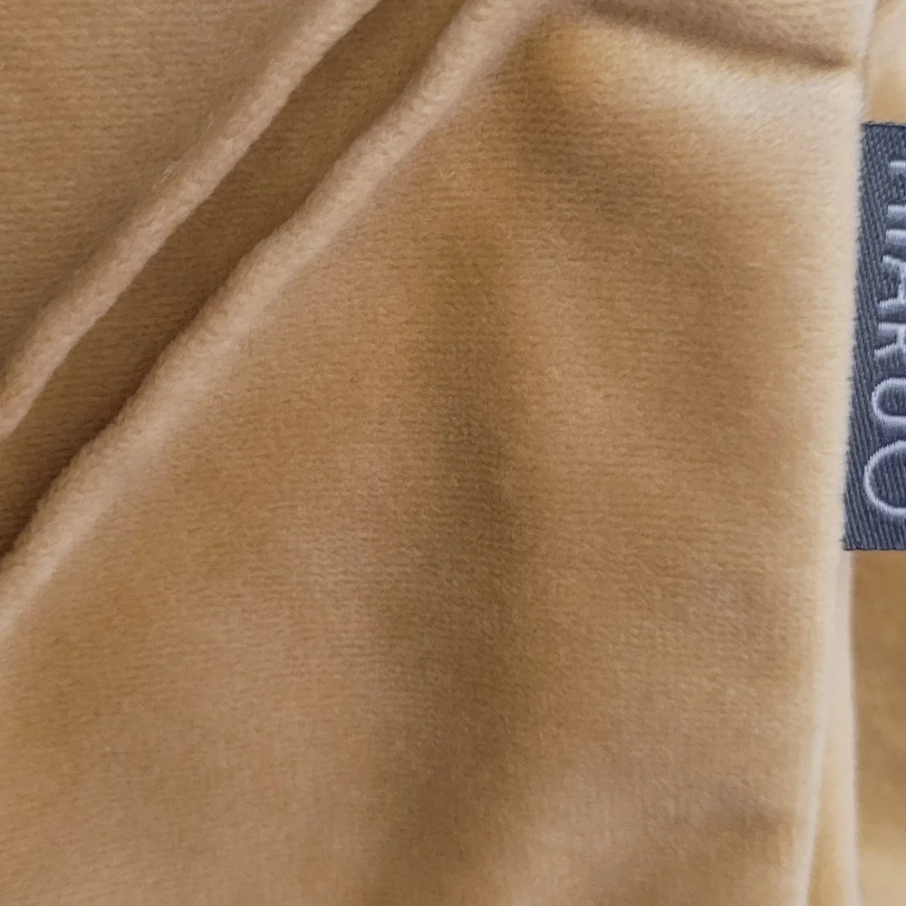 Big throw pillowcase, gold color 23